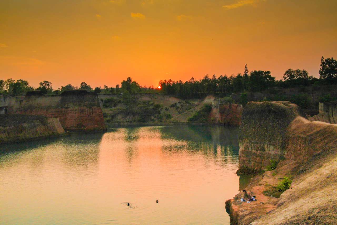 Sunset at Hang Dong Quarry in Chiang Mai